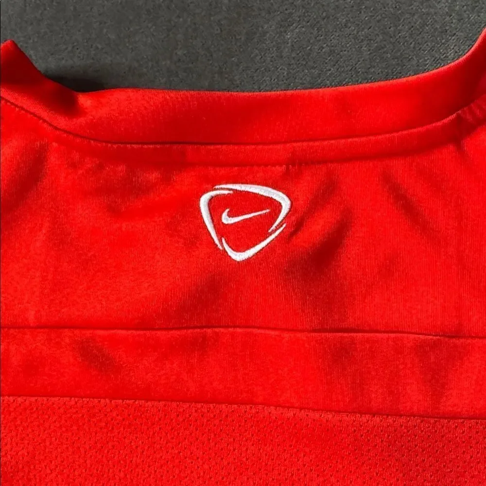 Nike Boys Youth Squad 14 Workout Top Short Sleeve Dri-Fit Crew Neck Size L NWOT